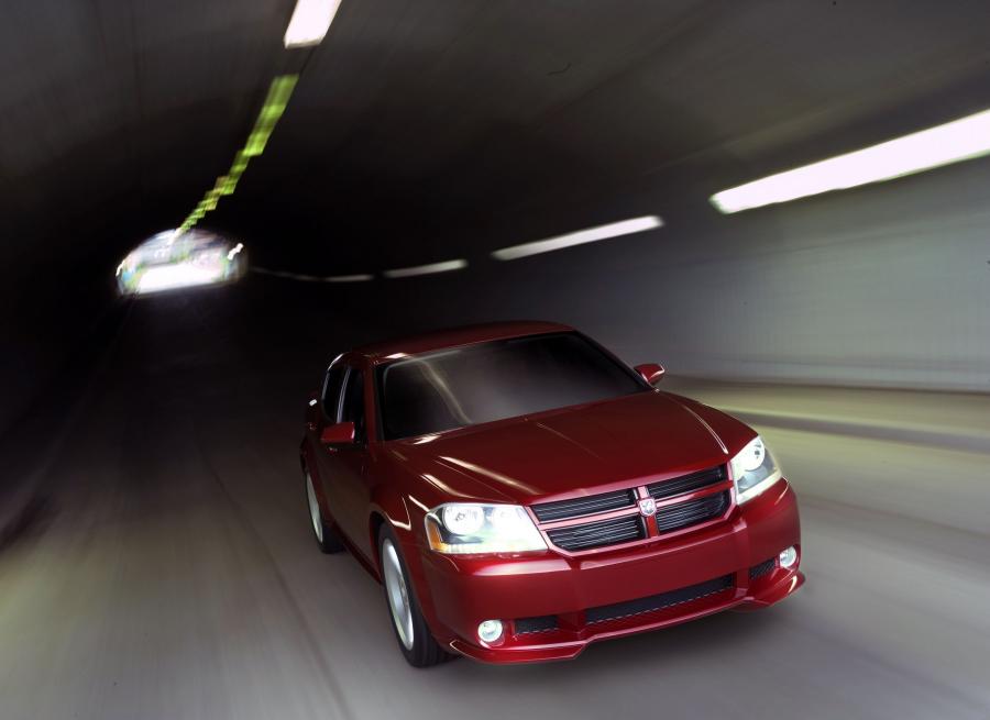  Dodge Avenger Concept 2006 года  (фото 5 из 47)